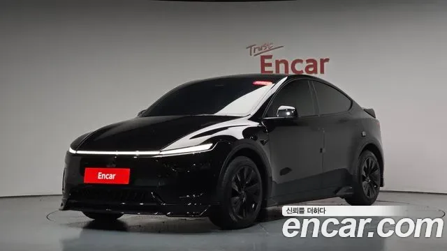 Tesla Y RWD