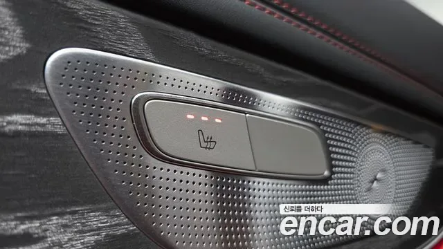 Mercedes-Benz AMG GT 4 43 4MATIC+, миниатюра 29