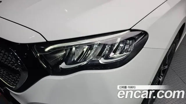 Mercedes-Benz E-Class E200, миниатюра 9