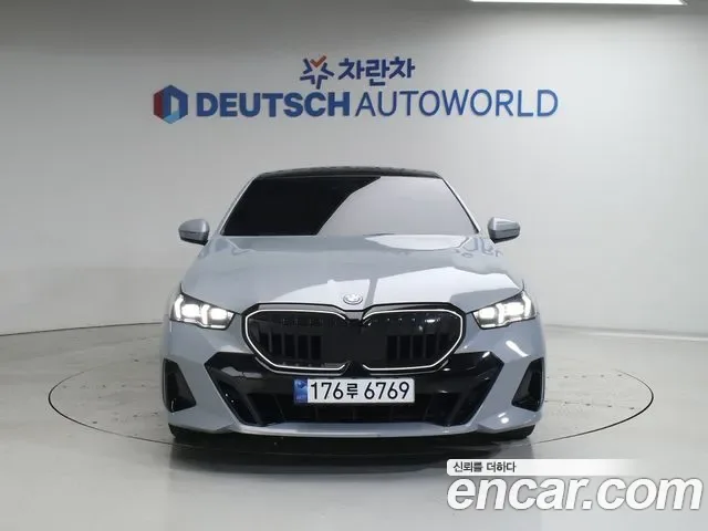 BMW 5 (G60) 530e M, миниатюра 17