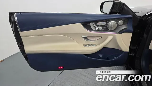 Mercedes-Benz E-Class E450 4MATIC, миниатюра 2