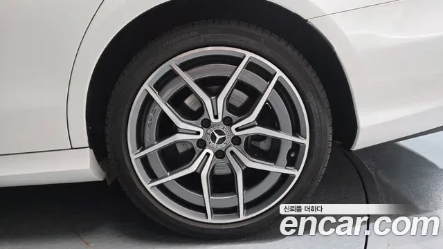 Mercedes-Benz E-Class E220d 4MATIC AMG Line, миниатюра 14