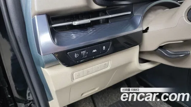 Kia Carnival бензин 9 мест ( ), миниатюра 24