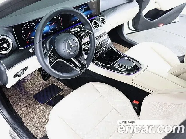 Mercedes-Benz E-Class E250, миниатюра 10