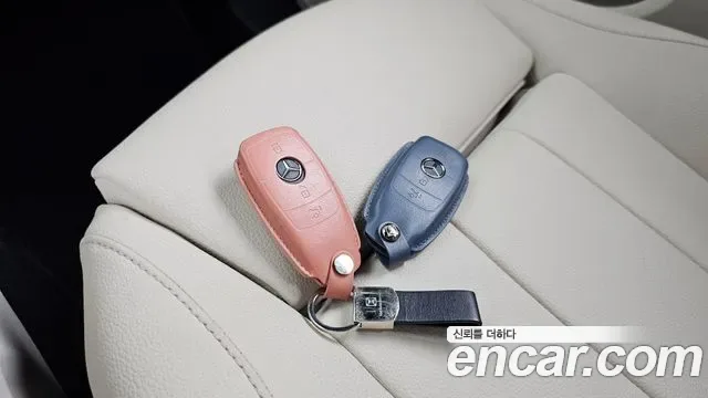 Mercedes-Benz GLB GLB200 d, миниатюра 3