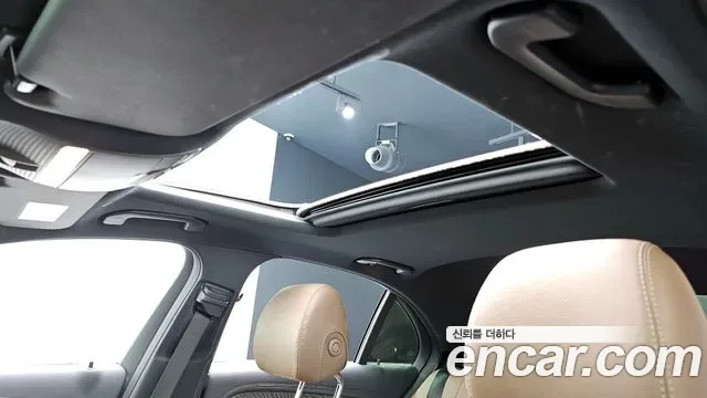 Mercedes-Benz E-Class E350 4MATIC, миниатюра 16