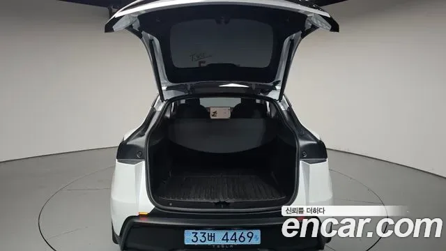 Tesla Y RWD, миниатюра 4