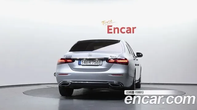 Mercedes-Benz E-Class E450 4MATIC, миниатюра 11