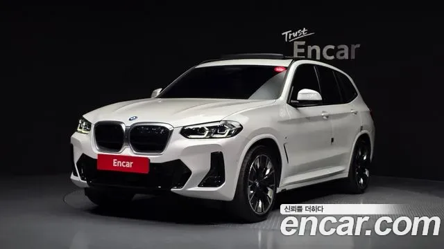 BMW iX3 M