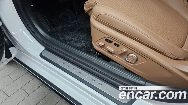 Hyundai Grandeur Calligraphy, миниатюра 8