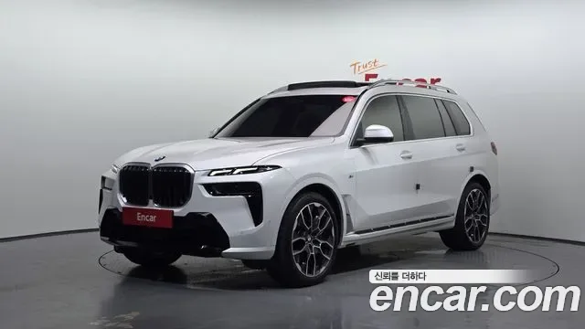 BMW X7 xDrive 40i M 6 мест