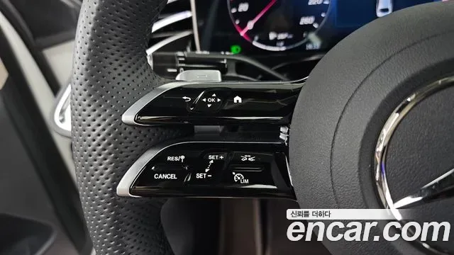 Mercedes-Benz E-Class E300 4MATIC AMG Line, миниатюра 28