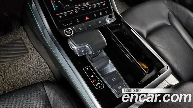 Audi Q8 45 TDI Premium, миниатюра 10