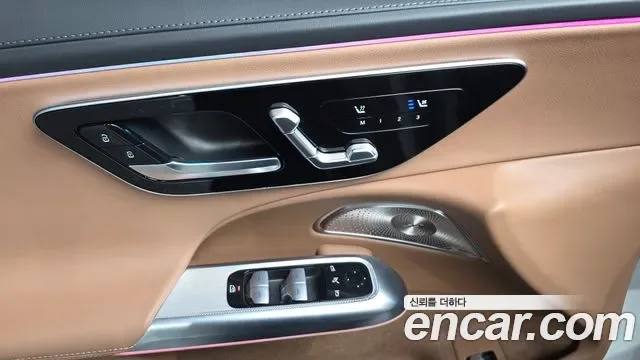 Mercedes-Benz E-Class E300 4MATIC, миниатюра 22