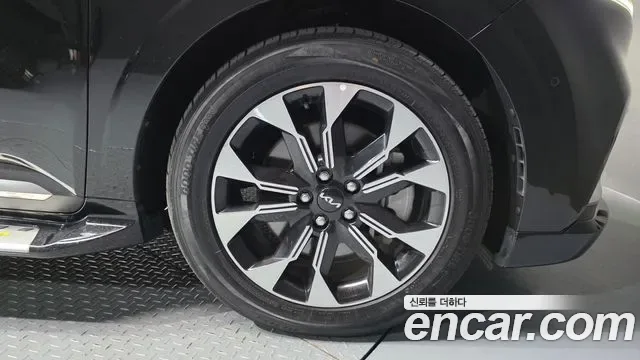 Kia Carnival бензин 4 мест Signature, миниатюра 25