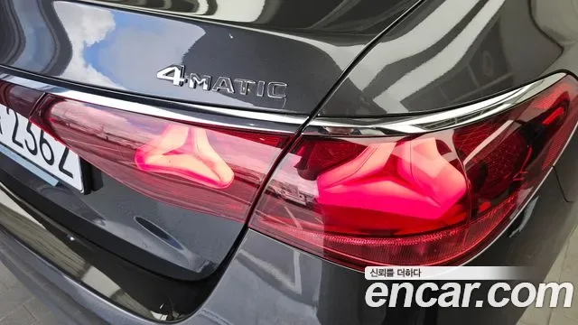 Mercedes-Benz E-Class E300 4MATIC, миниатюра 4