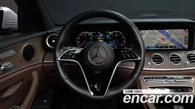 Mercedes-Benz E-Class E250, миниатюра 8