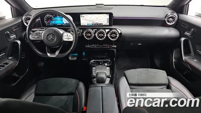 Mercedes-Benz A-Class AMG A35 4MATIC, миниатюра 3