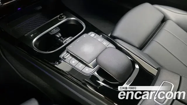 Mercedes-Benz A-Class A220, миниатюра 17