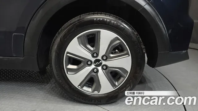 Kia Niro 1.6 HEV, миниатюра 4