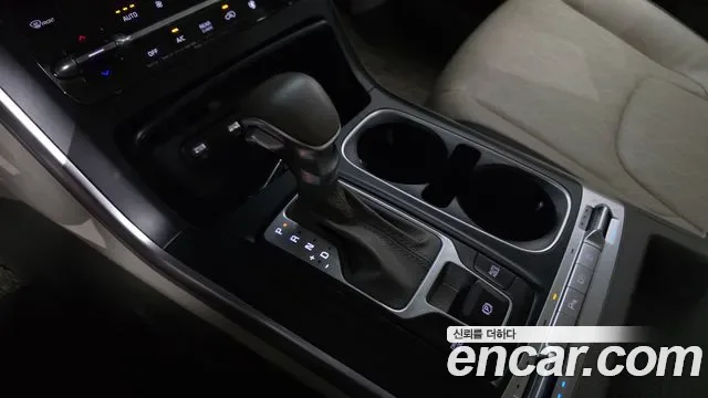 Kia Carnival дизель 9 мест Prestige, миниатюра 15