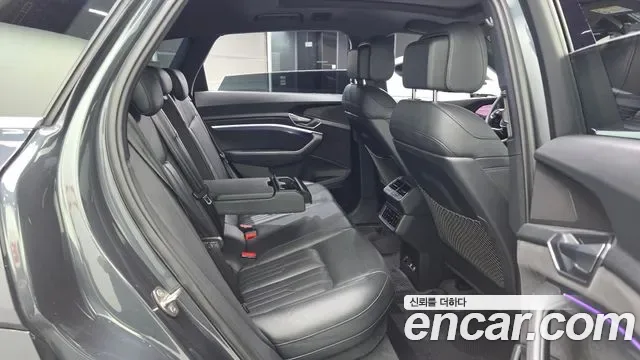 Audi e-, миниатюра 27