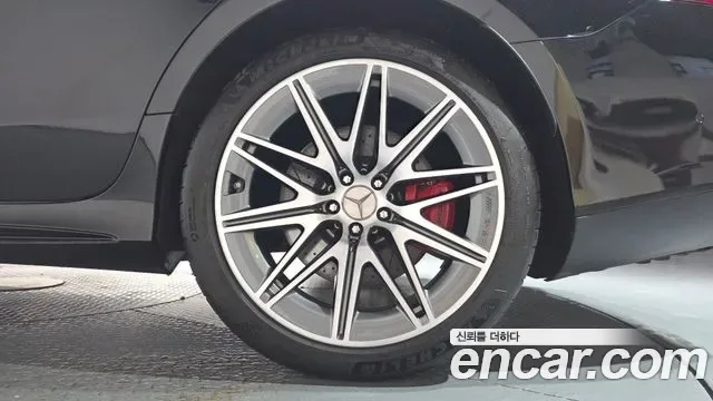 Mercedes-Benz AMG GT 4 43 4MATIC+, миниатюра 17