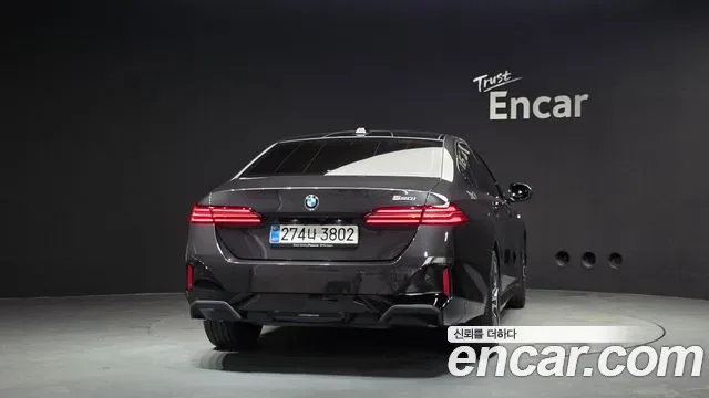 BMW 5 (G60) 520i M, миниатюра 28