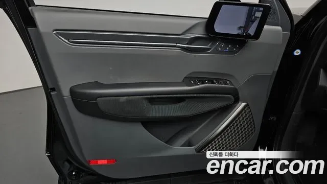 Kia EV9 4WD GT Line, миниатюра 29