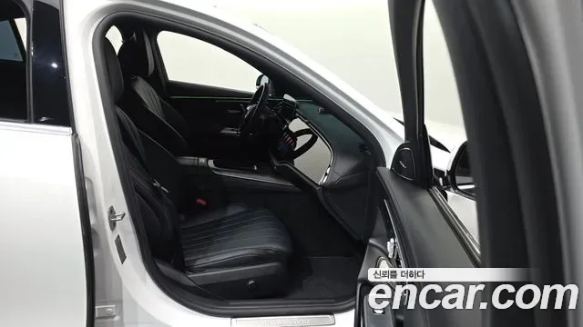 Mercedes-Benz E-Class E300 4MATIC, миниатюра 22