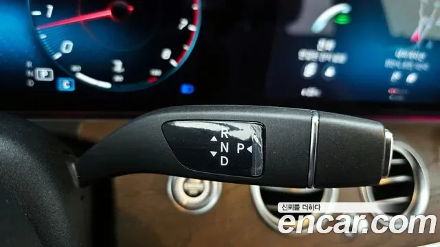 Mercedes-Benz E-Class E250, миниатюра 9
