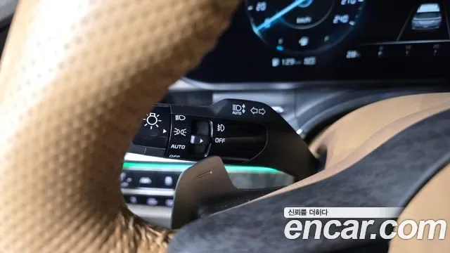 Kia Carnival бензин 4 мест Signature, миниатюра 17