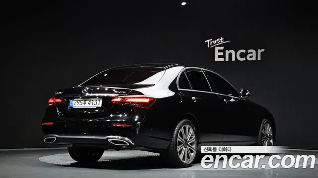Mercedes-Benz E-Class E350 4MATIC, миниатюра 26