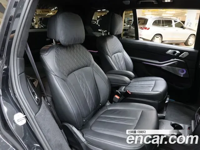 BMW X7 M60i xDrive M 6 мест, миниатюра 16