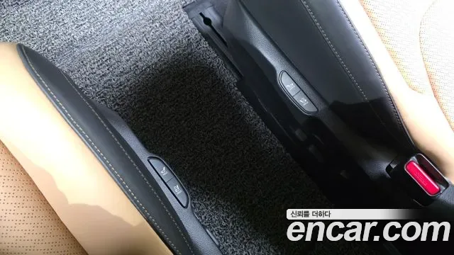 Kia Carnival бензин 7 мест Signature, миниатюра 28