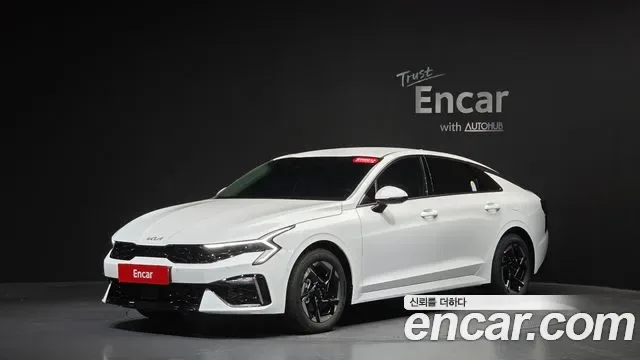 Kia K5 III