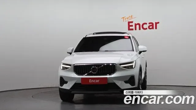 Volvo XC40 B4, миниатюра 17