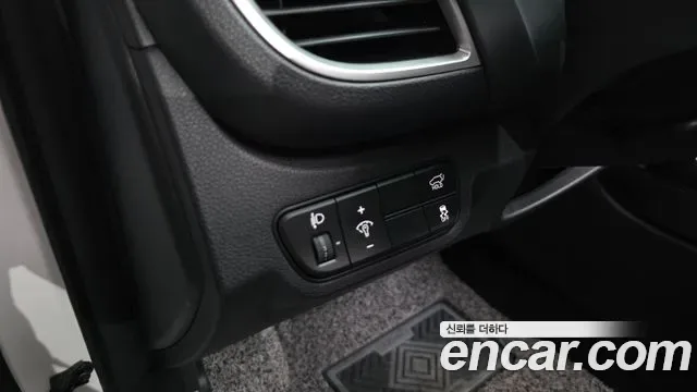 Kia Seltos бензин 1.6 Turbo 2WD Signature, миниатюра 28