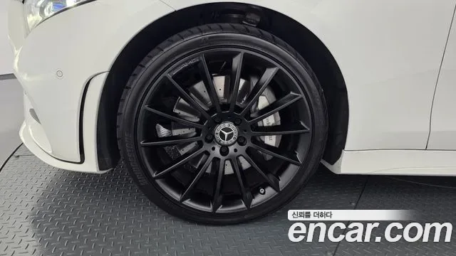 Mercedes-Benz CLS CLS450 4MATIC AMG Line, миниатюра 17
