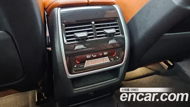 BMW X6 M60i, миниатюра 15