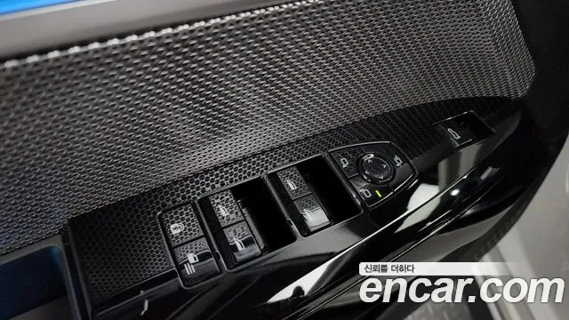 BMW 7 (G70) 740i xDrive M, миниатюра 23