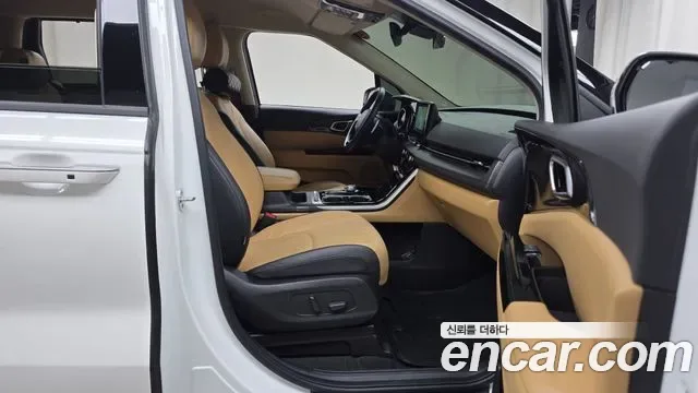 Kia Carnival дизель 9 мест, миниатюра 5