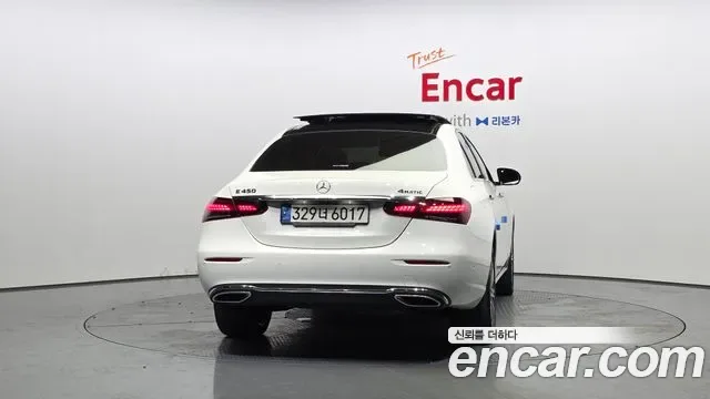 Mercedes-Benz E-Class E450 4MATIC, миниатюра 17