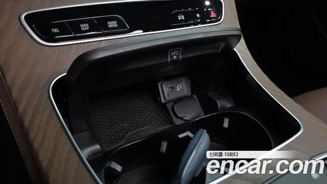 Mercedes-Benz E-Class E250, миниатюра 28