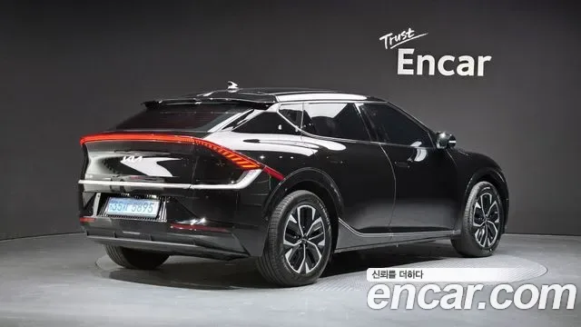 Kia EV6, миниатюра 5