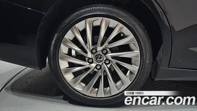 Lexus ES, миниатюра 24