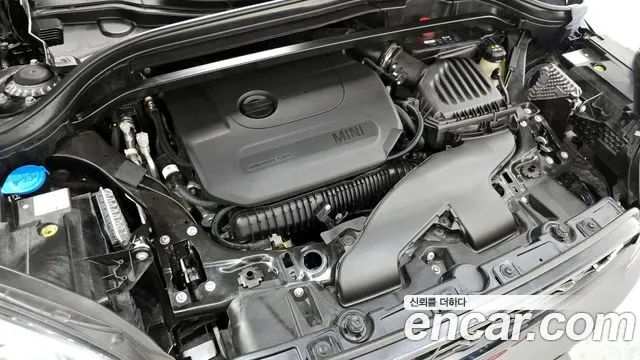 MINI Cooper ALL4 II, миниатюра 2