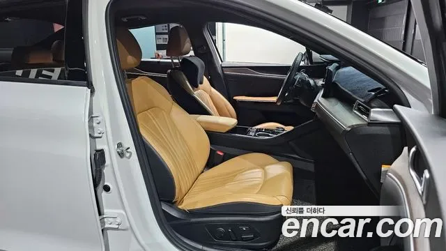 Kia K5 гибрид III Signature, миниатюра 2
