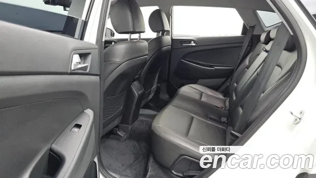Hyundai TUCSON дизель 2.0 4WD, миниатюра 16