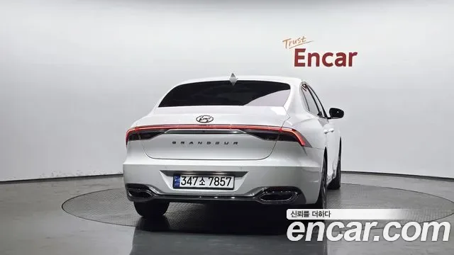 Hyundai Grandeur Premium, миниатюра 14